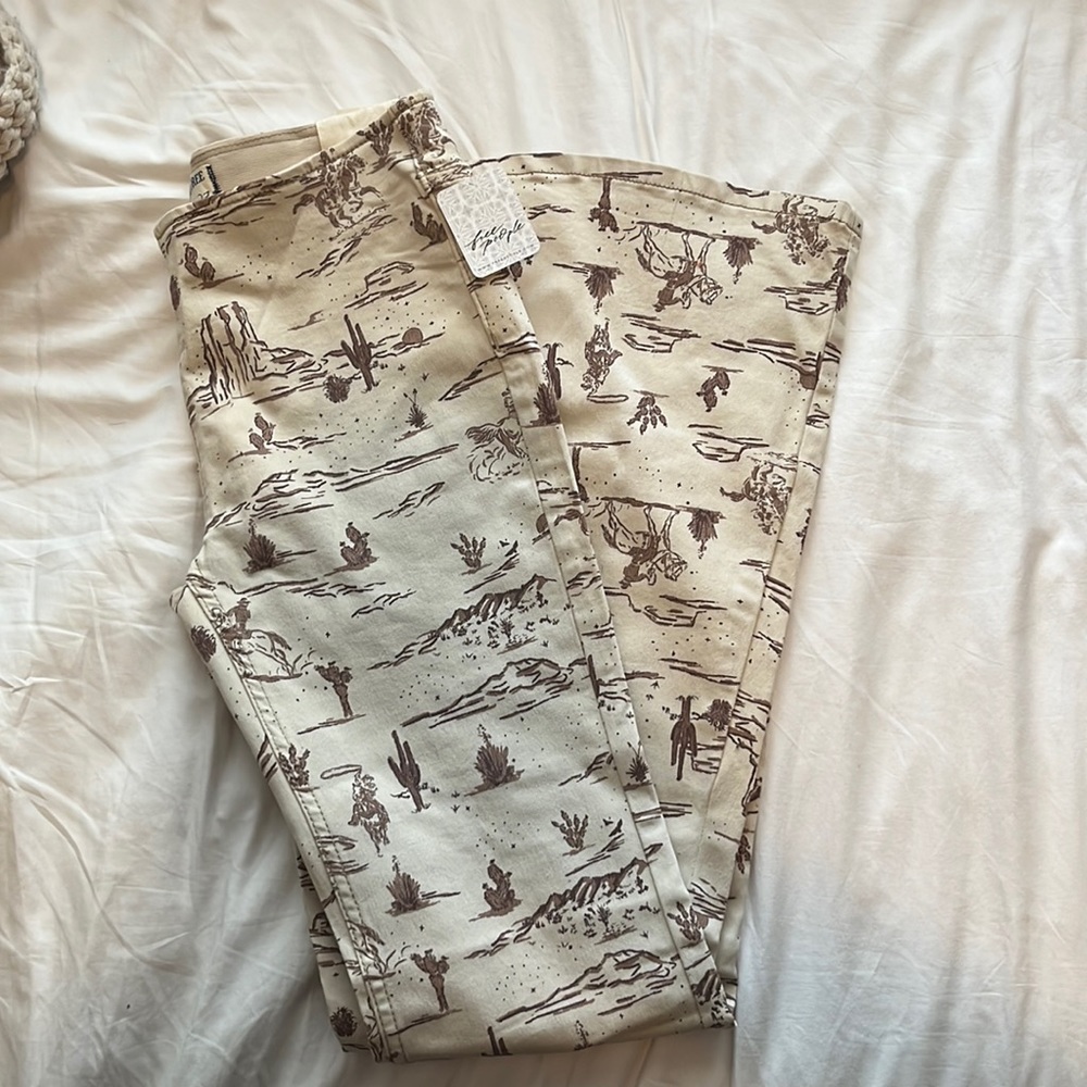 NWT Free people Penny pull on mid rise